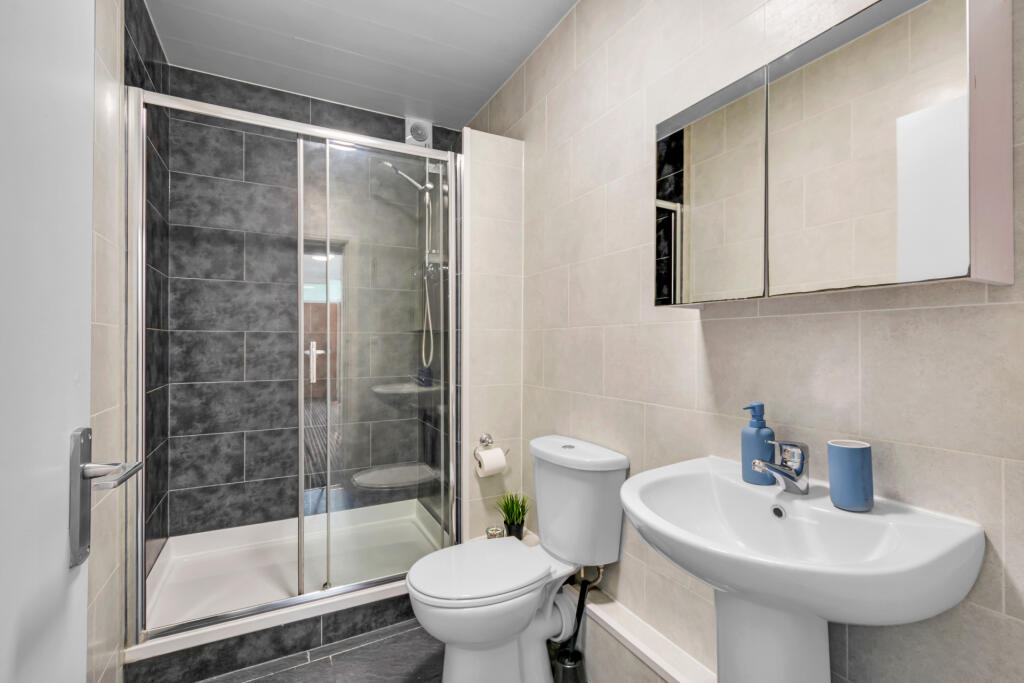 House in Leeds - View 3