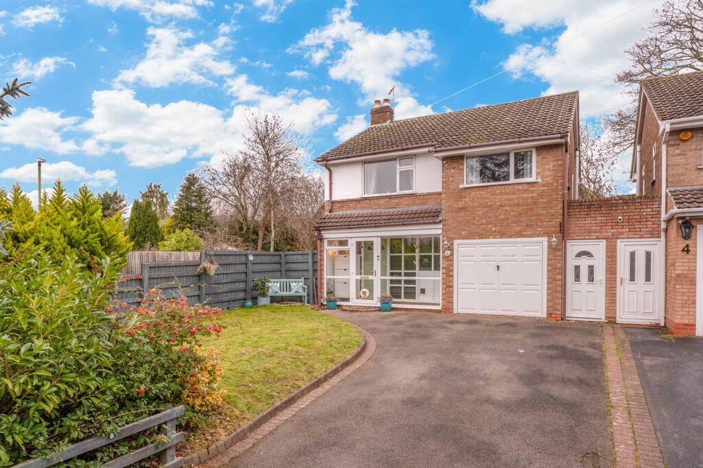 Main image of property: Sandy Hill Rise, Shirley, Solihull, B90 2ER