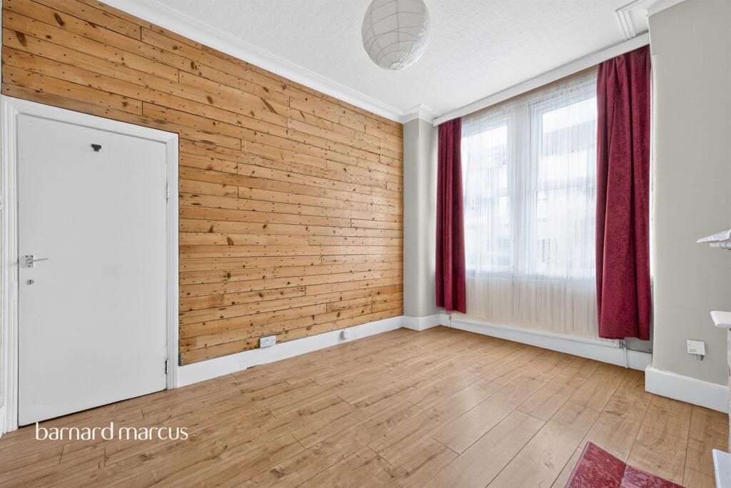 House in London - More