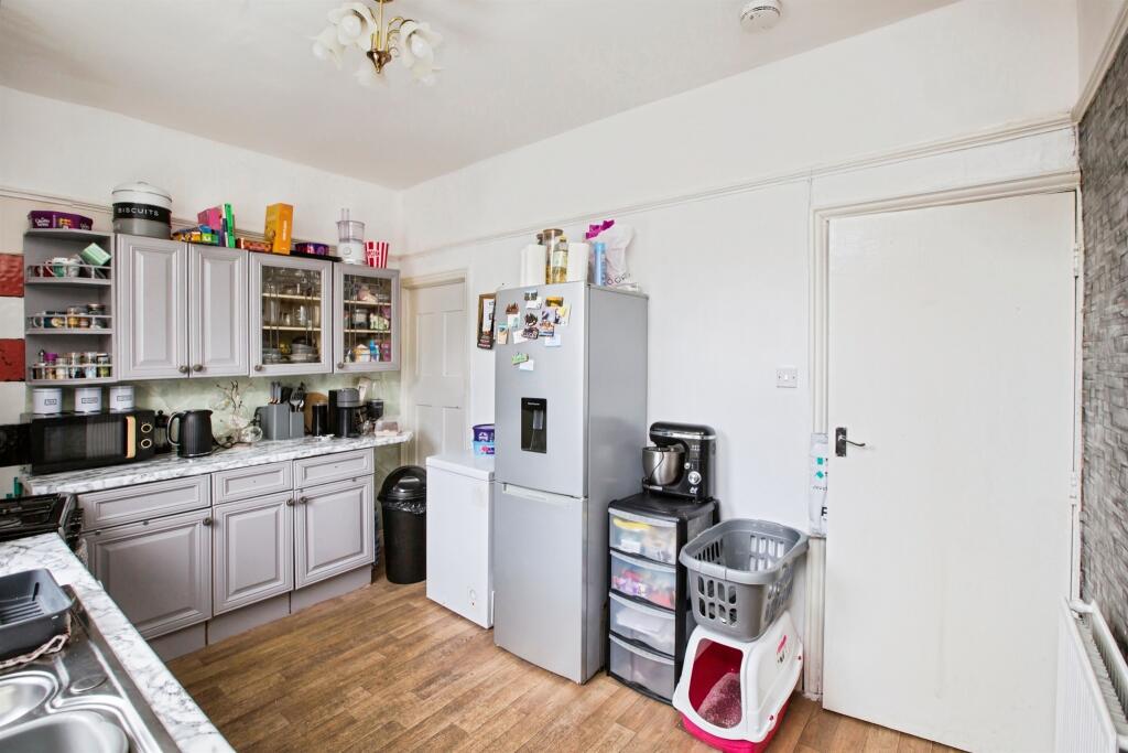House in Calderdale, Mount Pellon, New Pellon - View 4