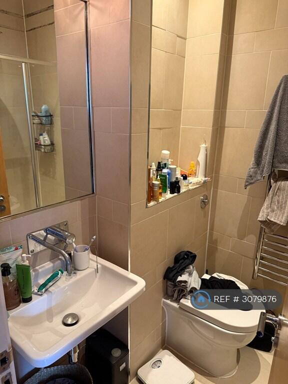 Apartment in London - View 4