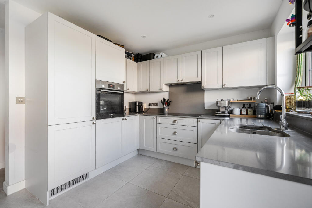 House in Reading - View 4