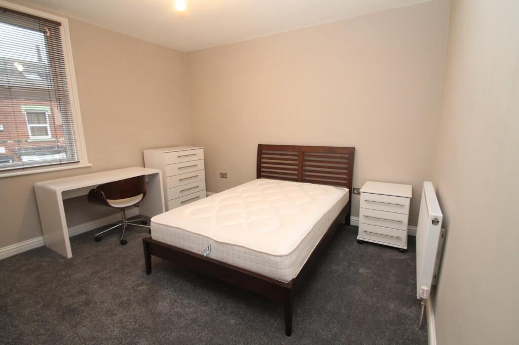 House in Leeds - View 5