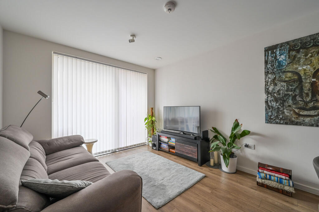 Apartment in London - View 4