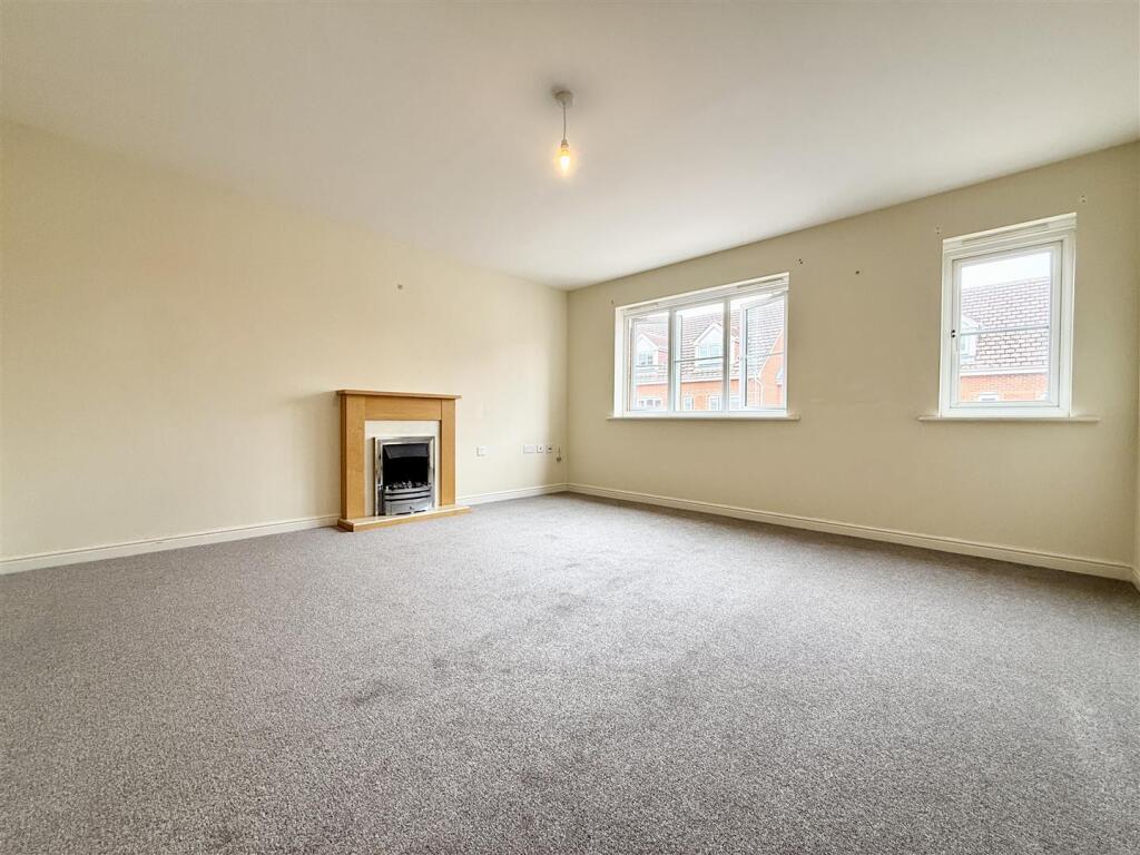 Apartment in Southampton - View 2