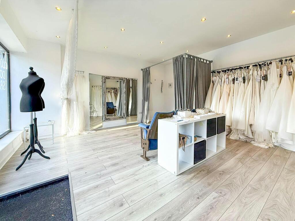 48 washway road_unit to let-2.jpg