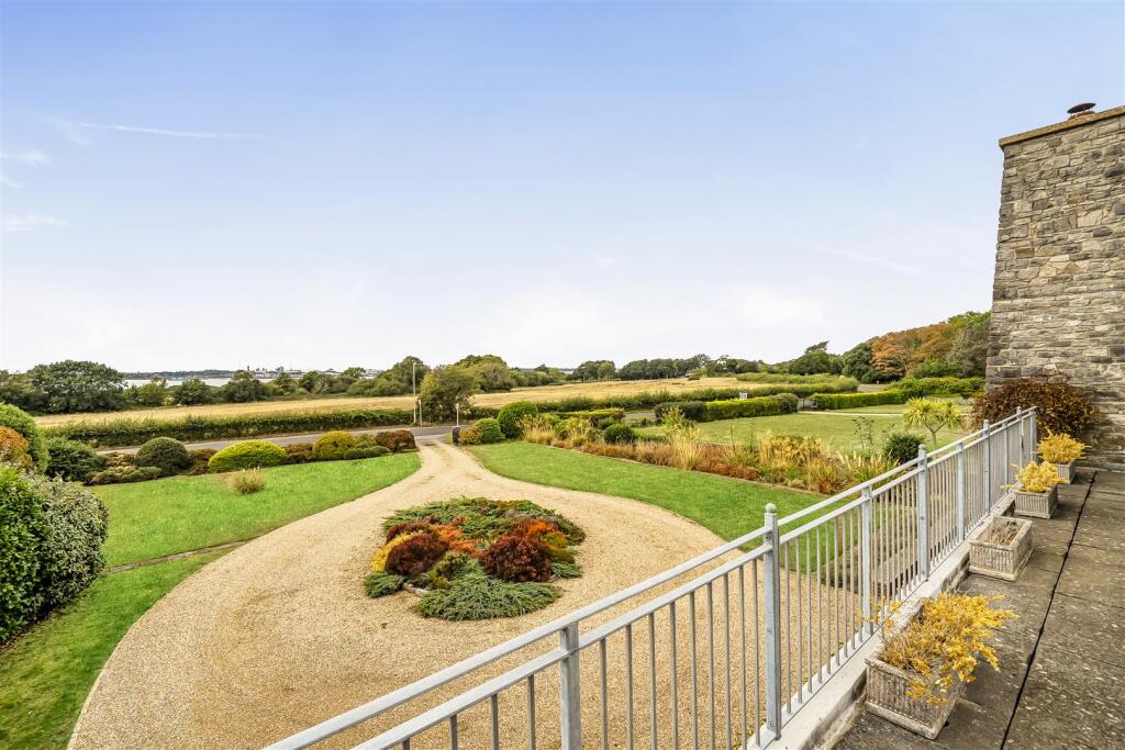 House in Southampton - View 3