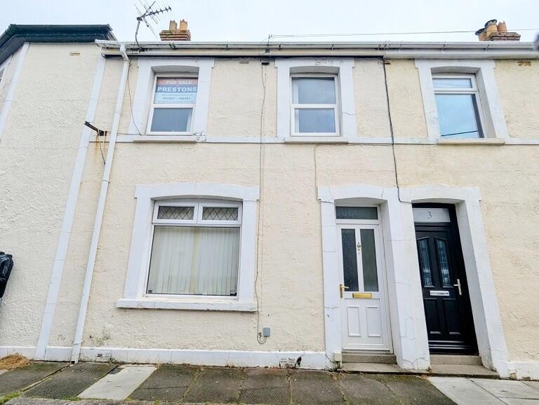 Main image of property: Ty-canol, Porthcawl, South Glamorgan, Bridgend (County of), CF36