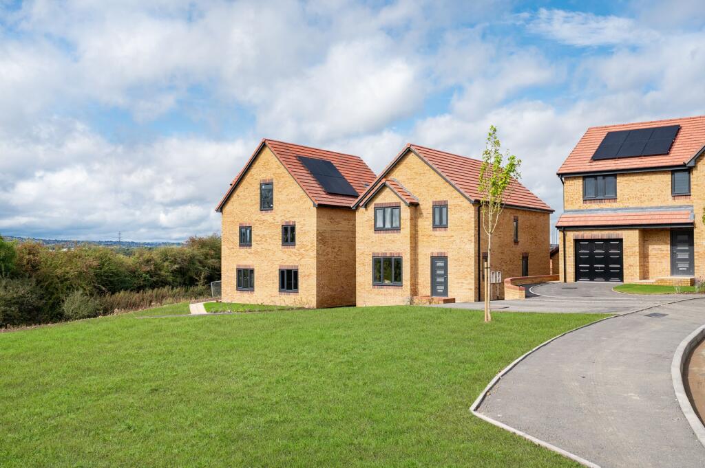 4-bed detached on Gongoozlers Walk, Killamarsh, S21, £444,950