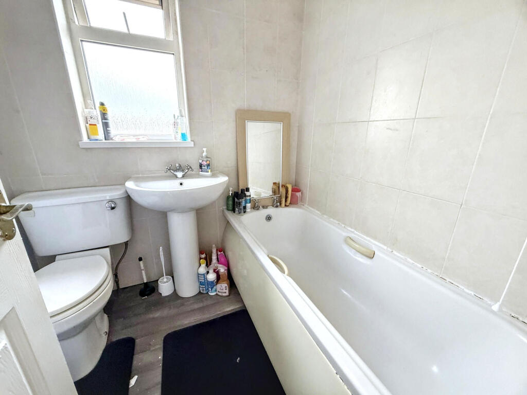 House in Stockton-on-Tees - More