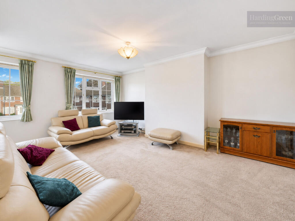 Apartment in Harrow - View 5