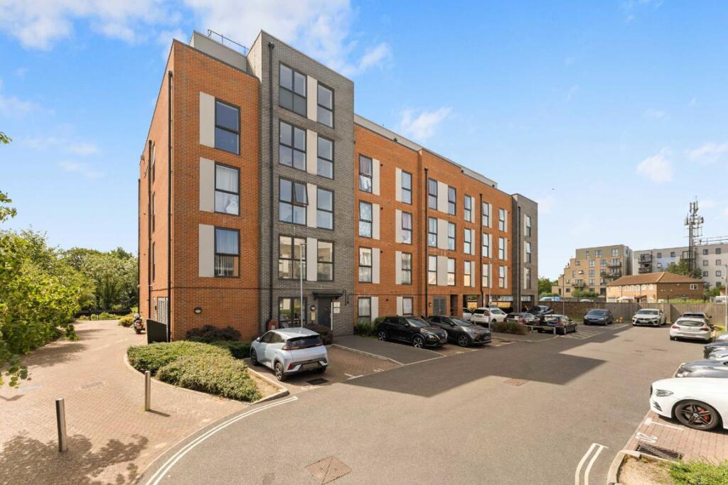 Main image of property: Gilding Way, Southall