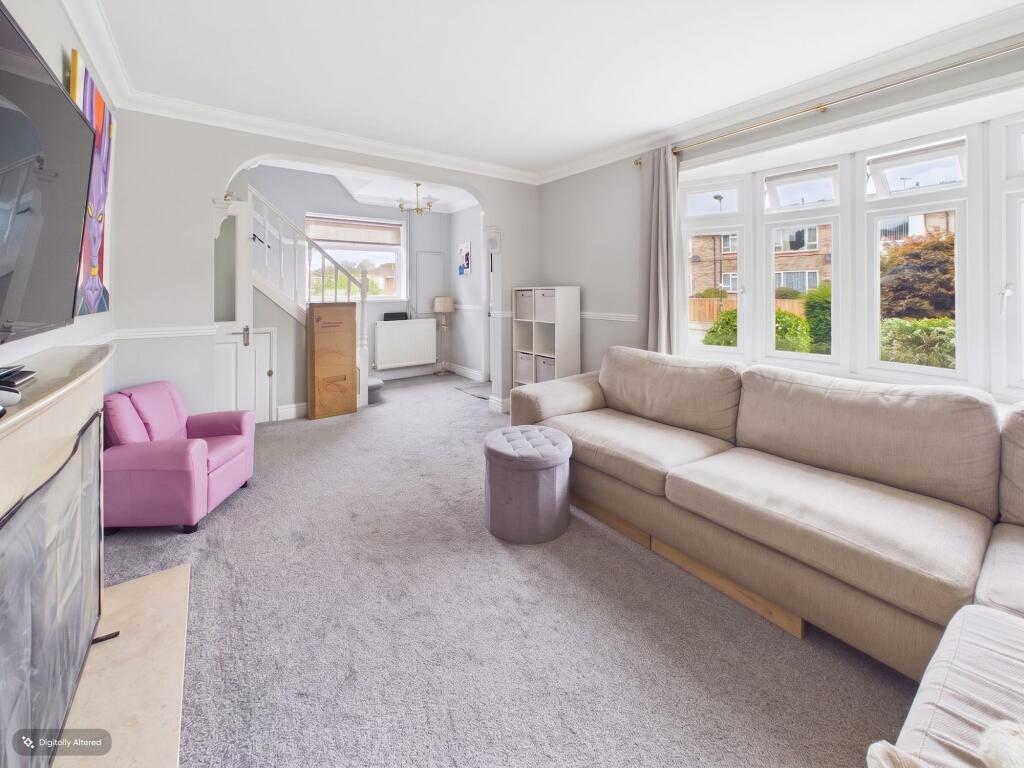 House in Redhill - View 5