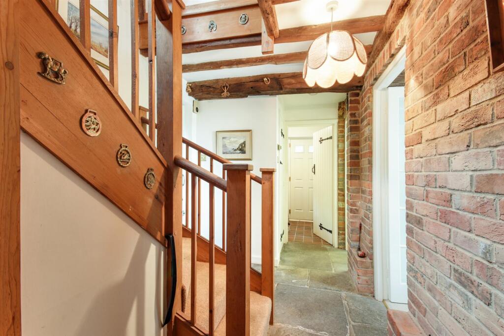 Chiddingstone Hoath - Chain Free photo 3