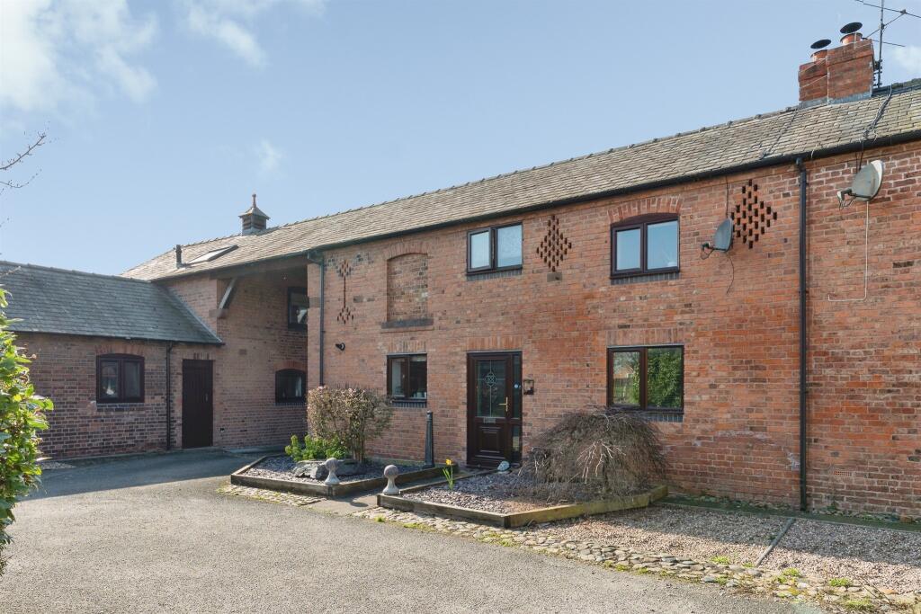 Main image of property: Bretton Court Mews, Bretton, Chester