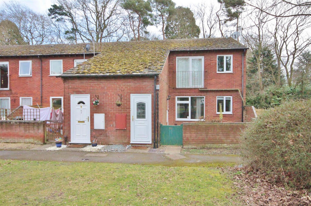 Main image of property: Fleetway, Didcot, OX11