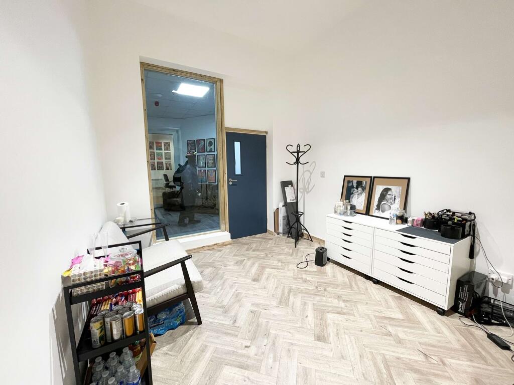 Beauty Room