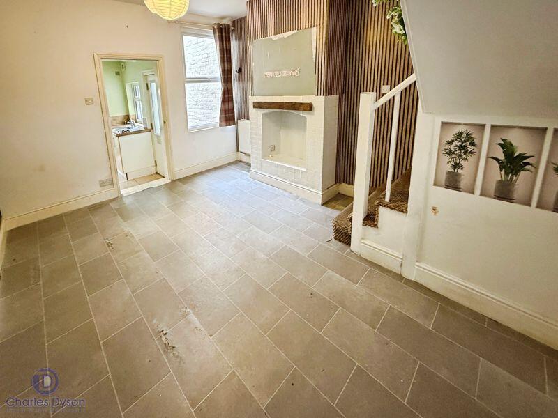 Harrowby Road, Grantham photo 3