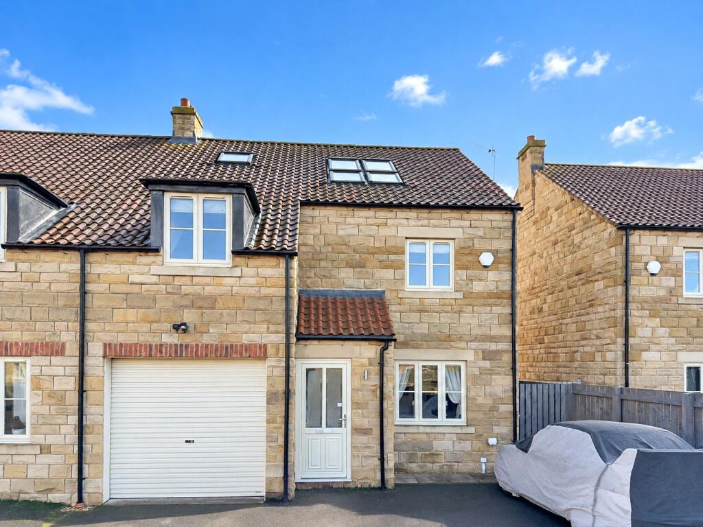 4-bed semi-detached on Sycamore Close, Baldersby, Thirsk, North Yorkshire, YO7, £400,000