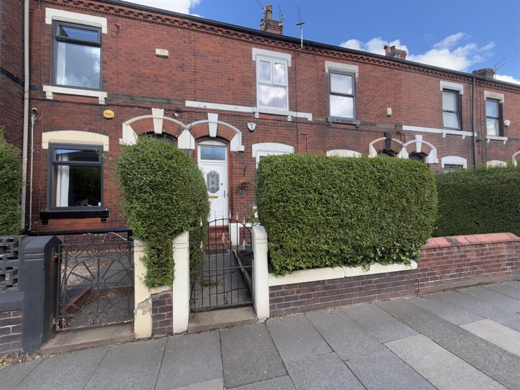 Main image of property: King Street, Dukinfield