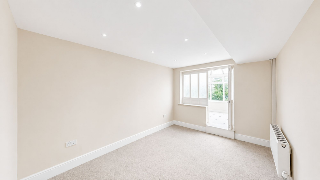 Alders Green Road, Hindley, WN2 - More