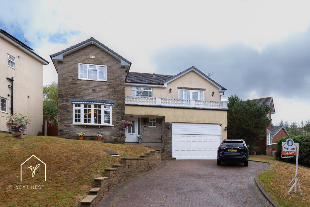 Main image of property: Lowerfold Way, Shawclough, Rochdale