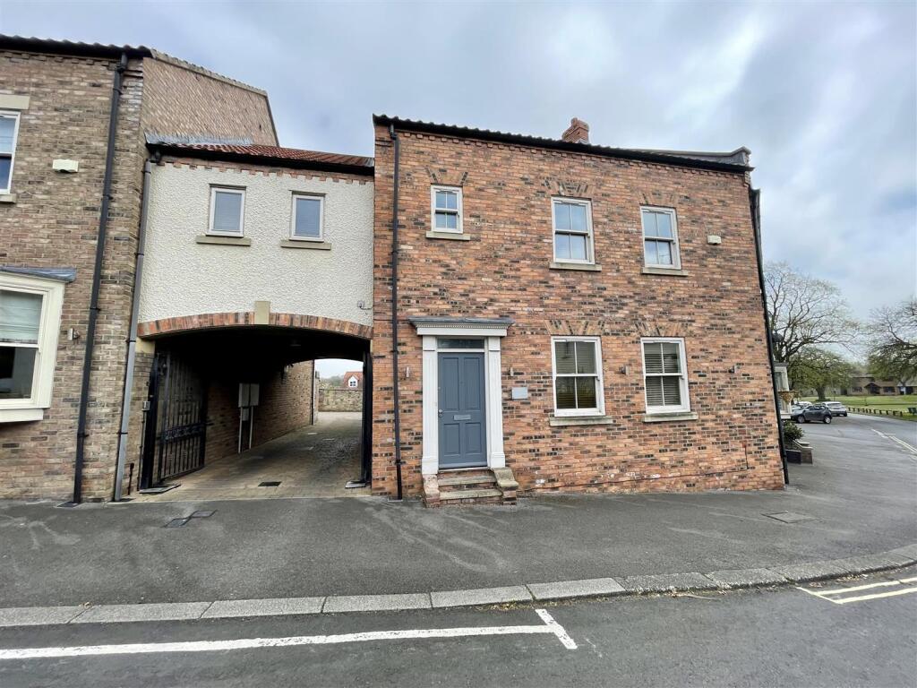 4-bed terraced on North Terrace, Aycliffe, Newton Aycliffe, £250,000