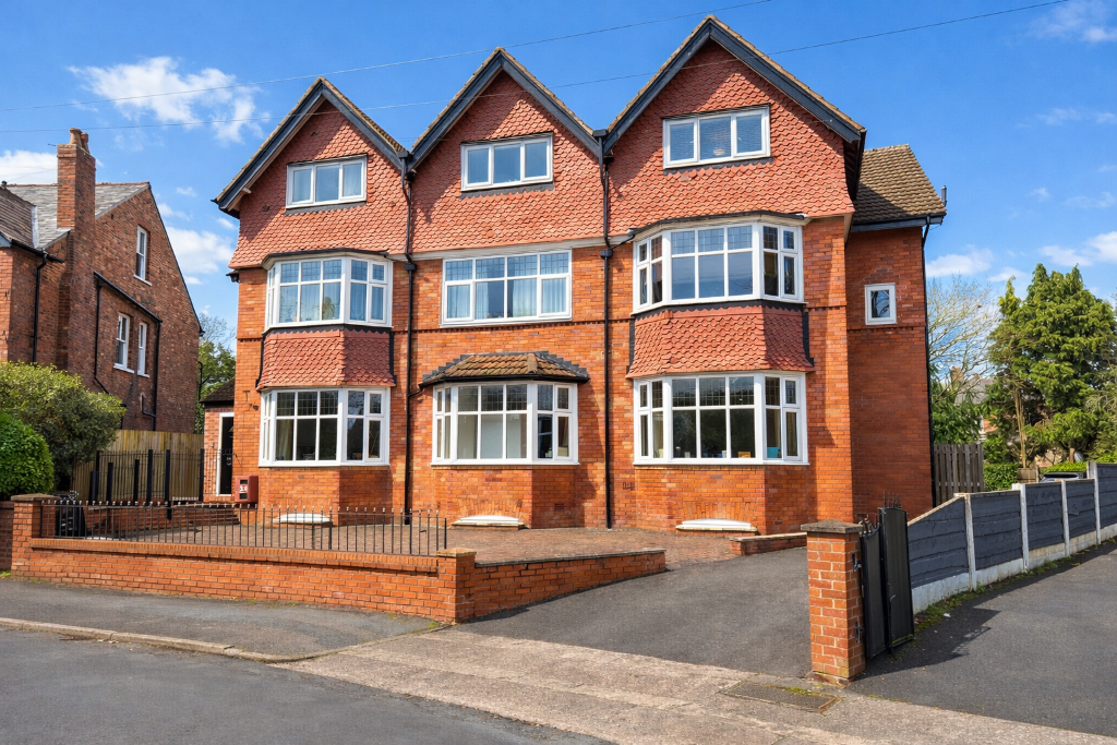 Main image of property: Lea Road, Heaton Moor, Stockport, SK4