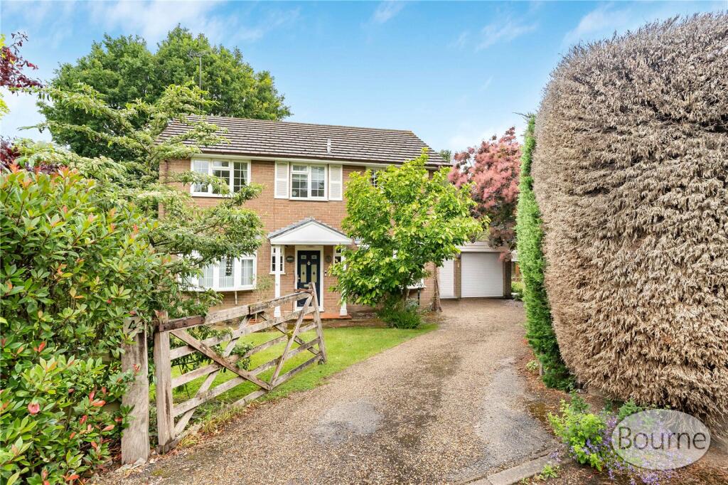 Main image of property: Lyndhurst Close, Horsell, Woking, Surrey, GU21