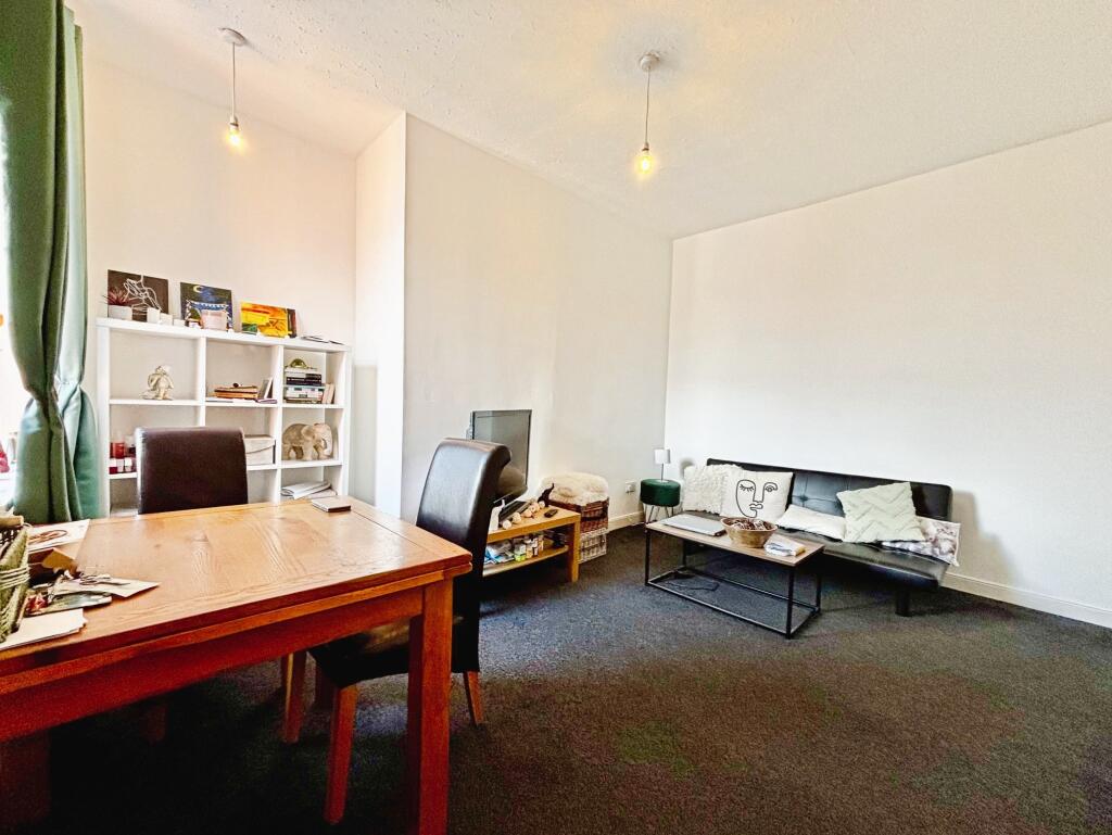Apartment in North Tyneside, North East - View 3