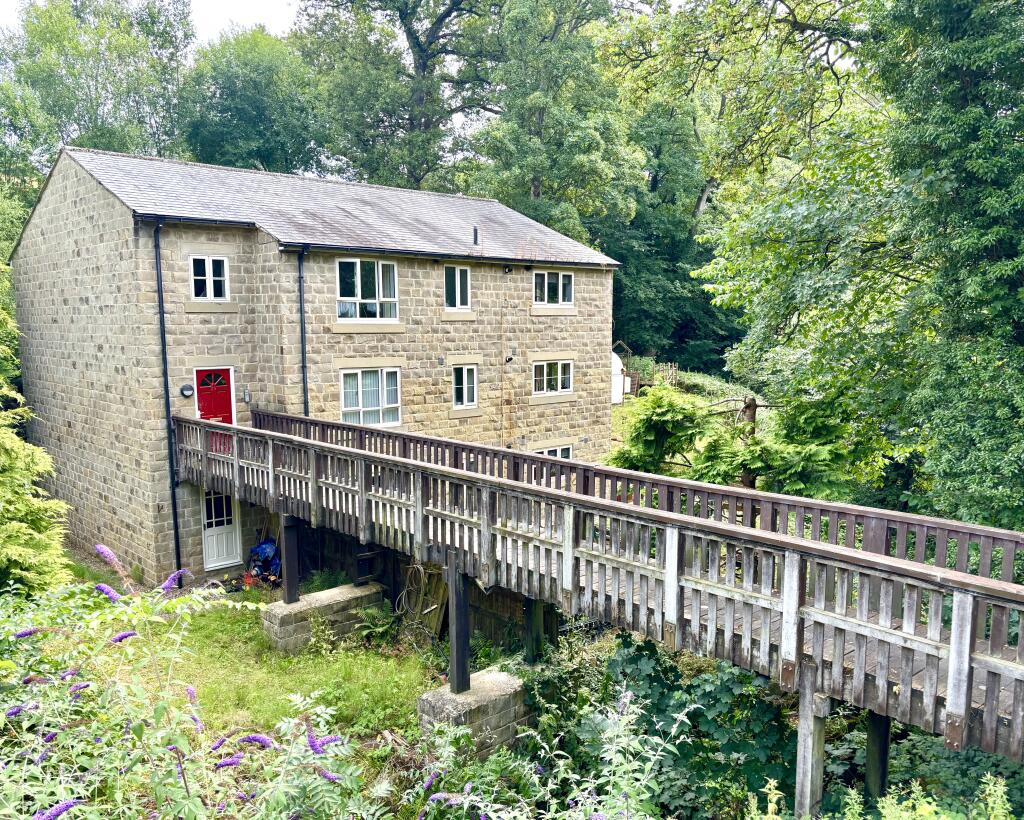 Stepping Stones, East Morton, BD20