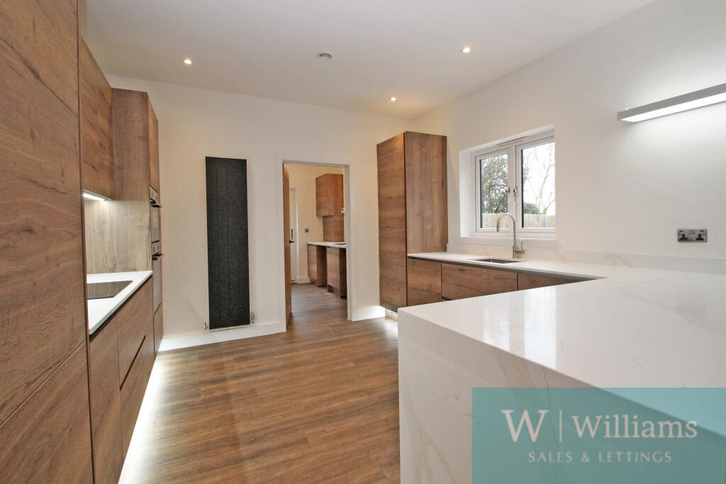 House in Ryde, Wootton Bridge - View 3
