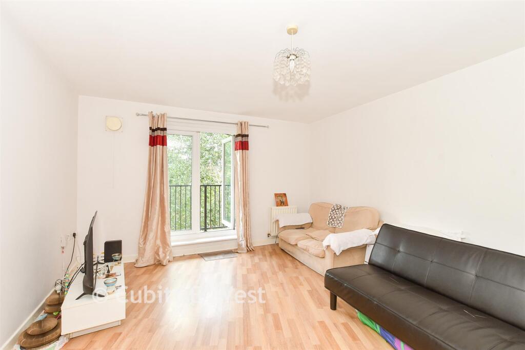 Apartment in Redhill - View 5