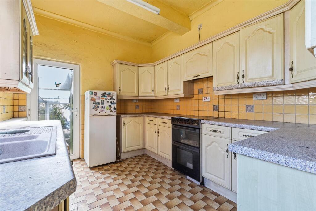 House in Sutton Coldfield, Maney - View 2