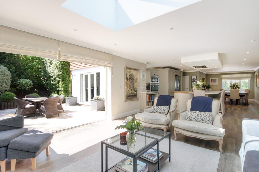 House in Sevenoaks, St John's - View 2
