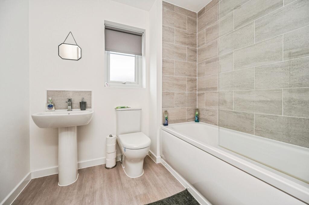 Oxhill Road, Skelmersdale, Lancashire, WN8 photo 4