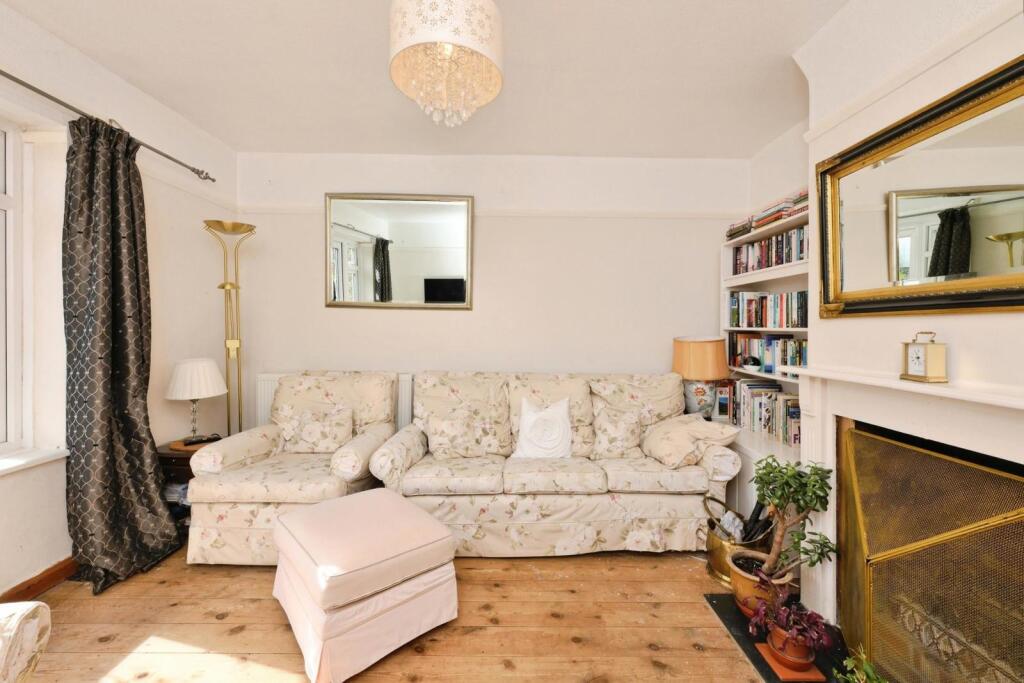 Additional image 8 of Hawbush Close, Welwyn, Hertfordshire, AL6