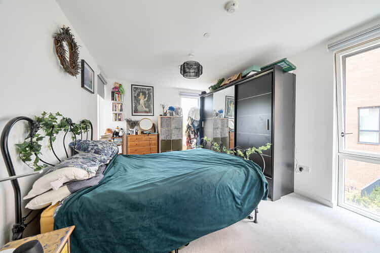 Apartment in St Albans - More