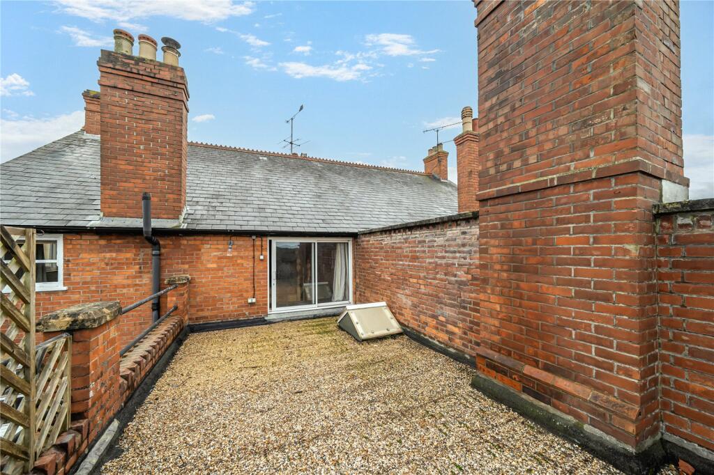 Additional image 22 of Grove Avenue, Yeovil, Somerset