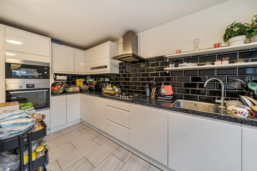 House in London - View 3