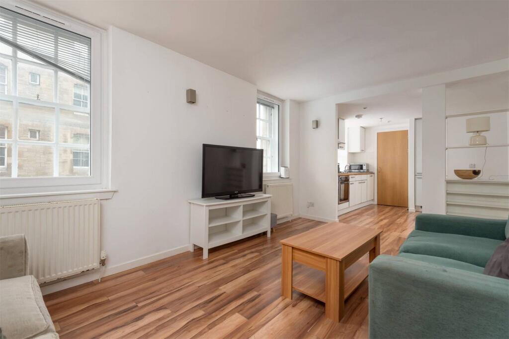 Apartment in Edinburgh, Abbeyhill, Old Town - View 2