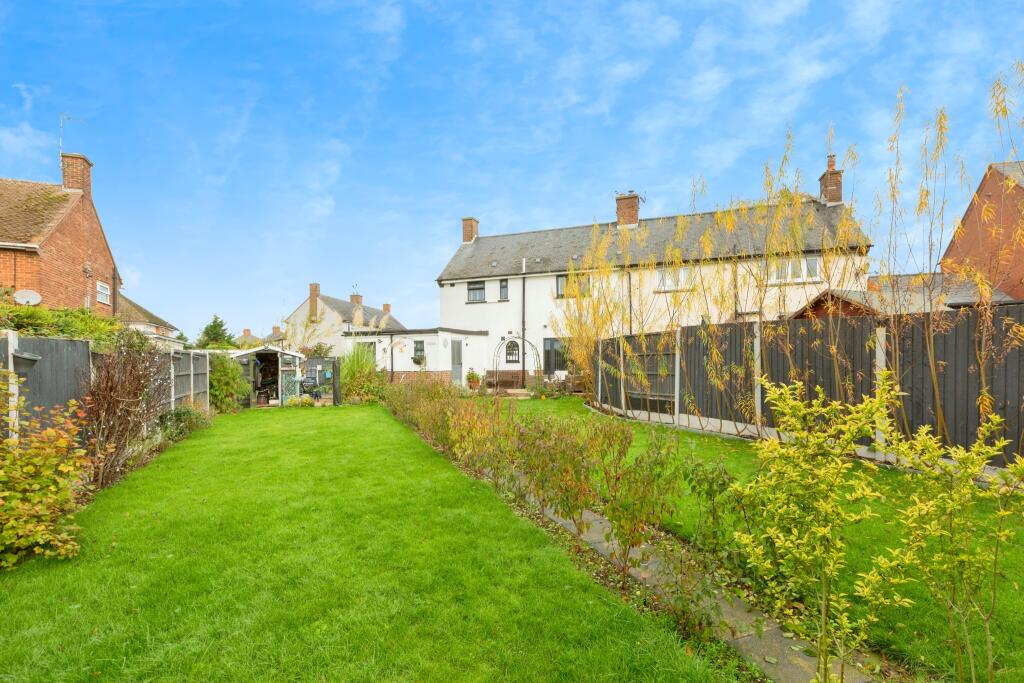 Pougher Close, Sapcote, LE9 photo 3