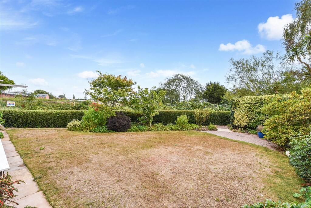 Longmead, Walberton photo 2