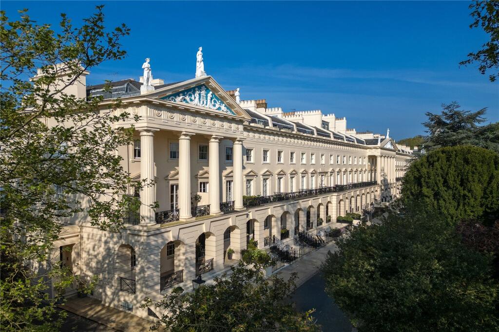 Main image of property: Hanover Terrace, Regent's Park, London, NW1