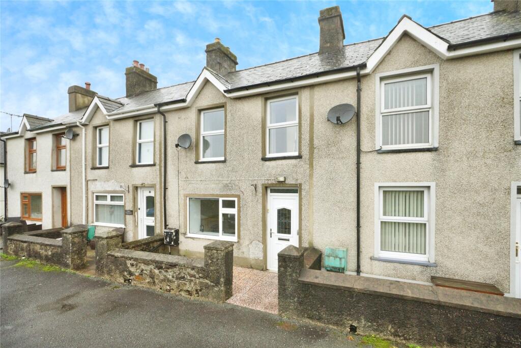 Main image of property: Tynffrwd Terrace, PENRHYNDEUDRAETH, Gwynedd, LL48