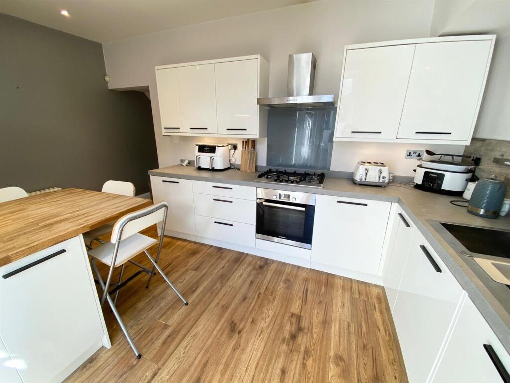 House in Kirklees, West Yorkshire - View 6