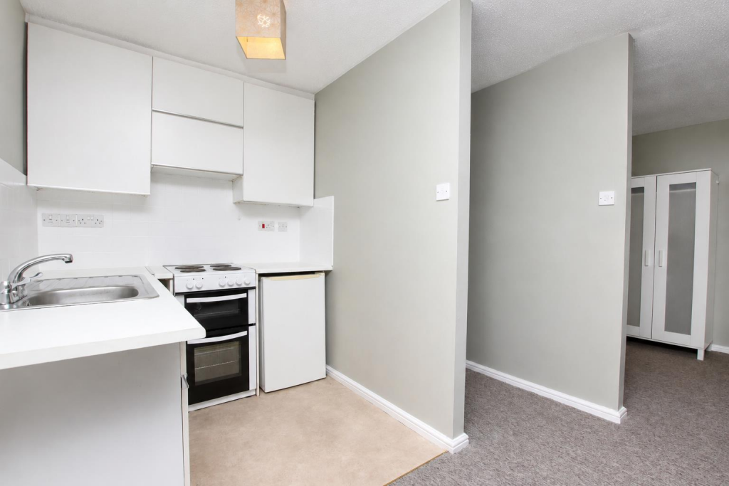 Apartment in Bath - More