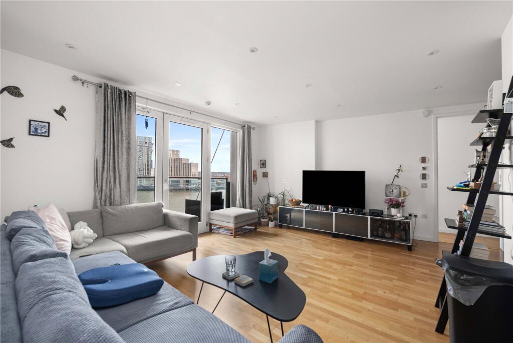 Main image of property: New Providence Wharf, 1 Fairmont Avenue, London, E14