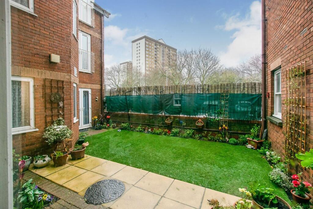 Property photo 10