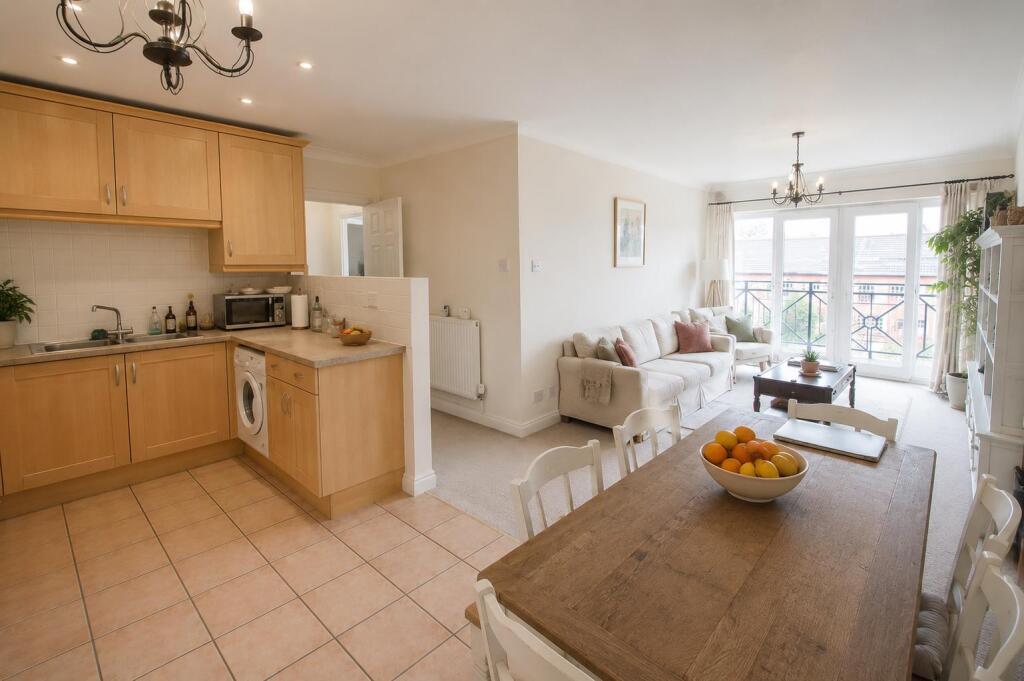 Main image of property: Henderson Court, Holden Road, London N12